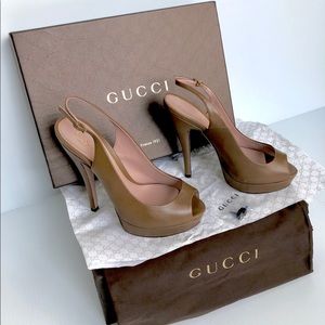 BNWT Gucci light brown slingback pump